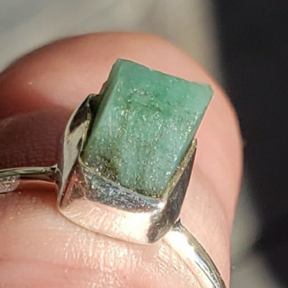 Natural Rough Emerald Ring - Solid 925 Silver - image 2